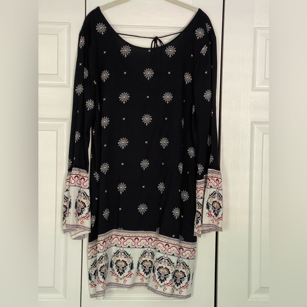 C Tunic Top Dress Size L Navy White Rayon Cut-Out Long Bell Sleeve